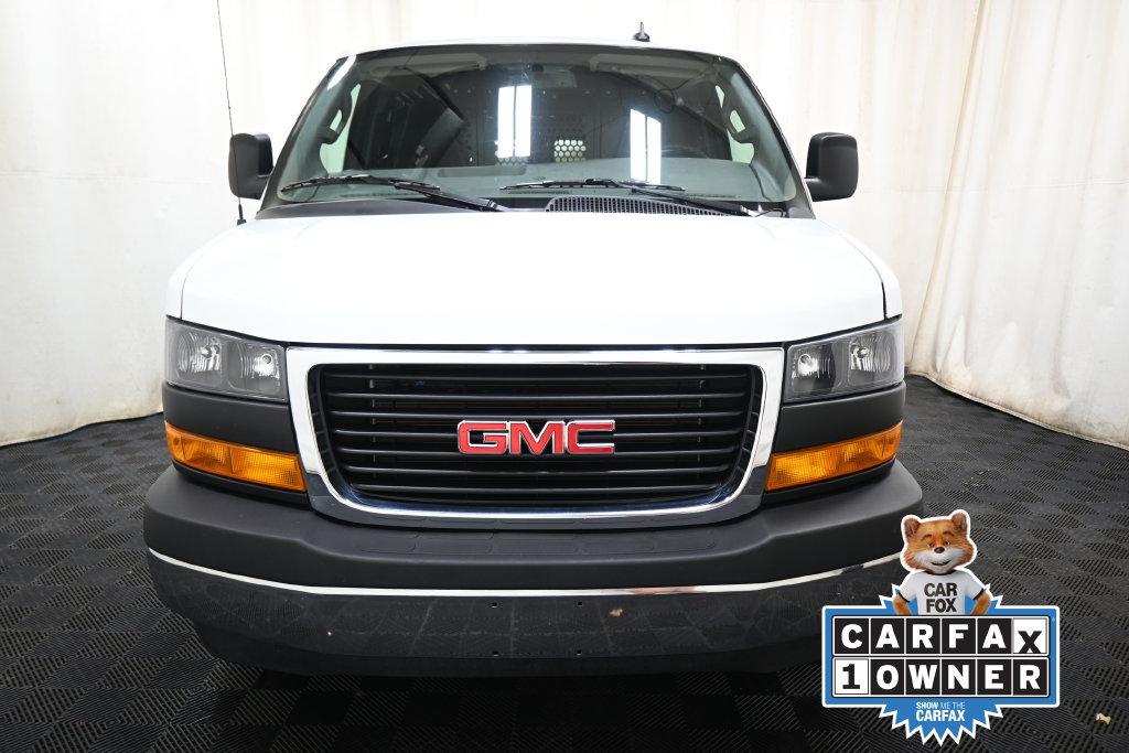 Used 2025 GMC Savana 2500 w/ Driver Convenience Package RWD image 2