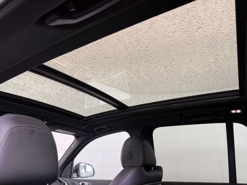 Used 2023 BMW X5 xDrive40i w/ Premium Package image 15