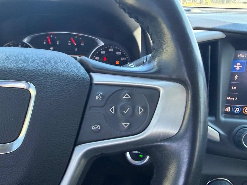 Used 2020 GMC Terrain SLT AWD/4WD image 11