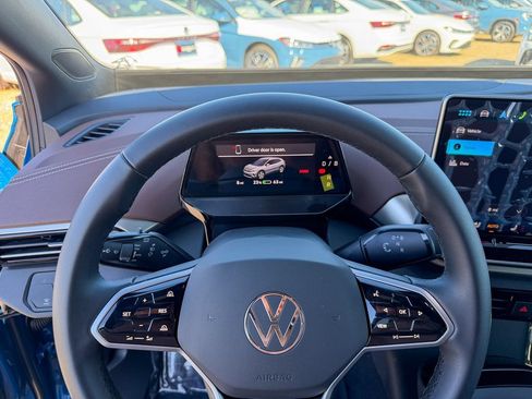 New 2026 Volkswagen ID.4 Pro RWD image 13
