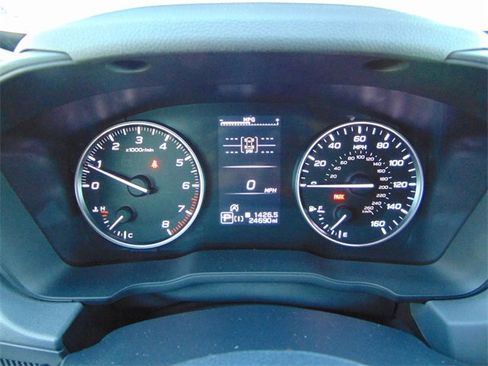 Certified 2024 Subaru Crosstrek 2.0i Premium image 16