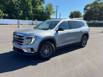 Used 2025 GMC Acadia Elevation