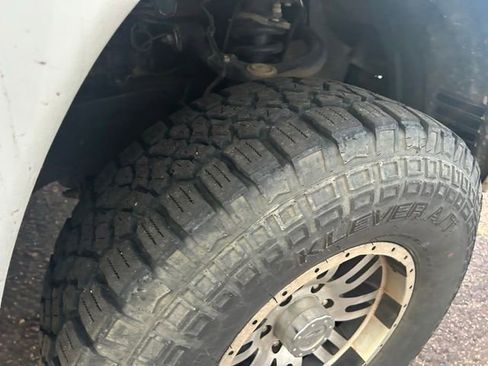 Used 2012 Toyota Tacoma 4x4 Double Cab w/ SR5 Pkg image 16