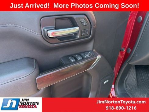 Used 2020 GMC Sierra 1500 SLT image 11
