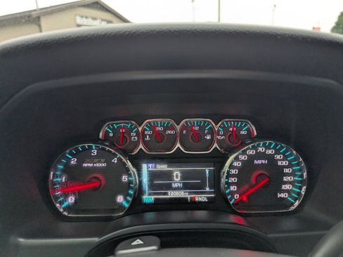Used 2018 Chevrolet Silverado 1500 LT w/ Texas Edition AWD/4WD image 15