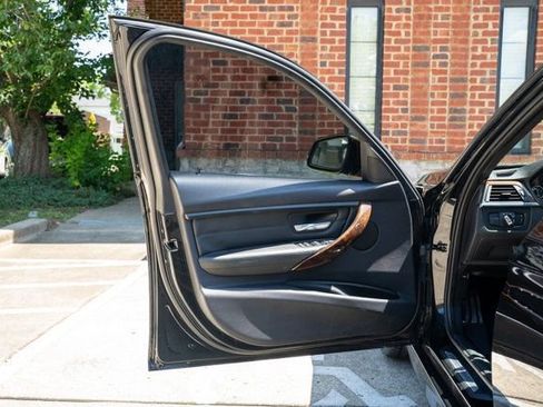 Used 2014 BMW 335i Sedan RWD image 16