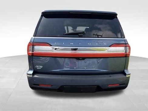 Used 2019 Lincoln Navigator Reserve AWD/4WD image 6