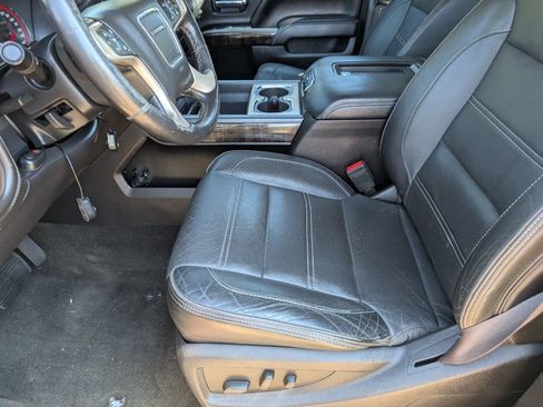Used 2016 GMC Sierra 2500 Denali w/ Duramax Plus Package AWD/4WD image 8