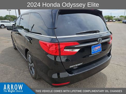 Used 2024 Honda Odyssey Elite image 9