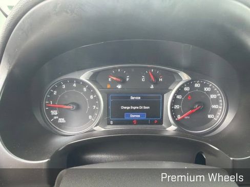 Used 2021 GMC Terrain SLE w/ Driver Convenience Package FWD image 9