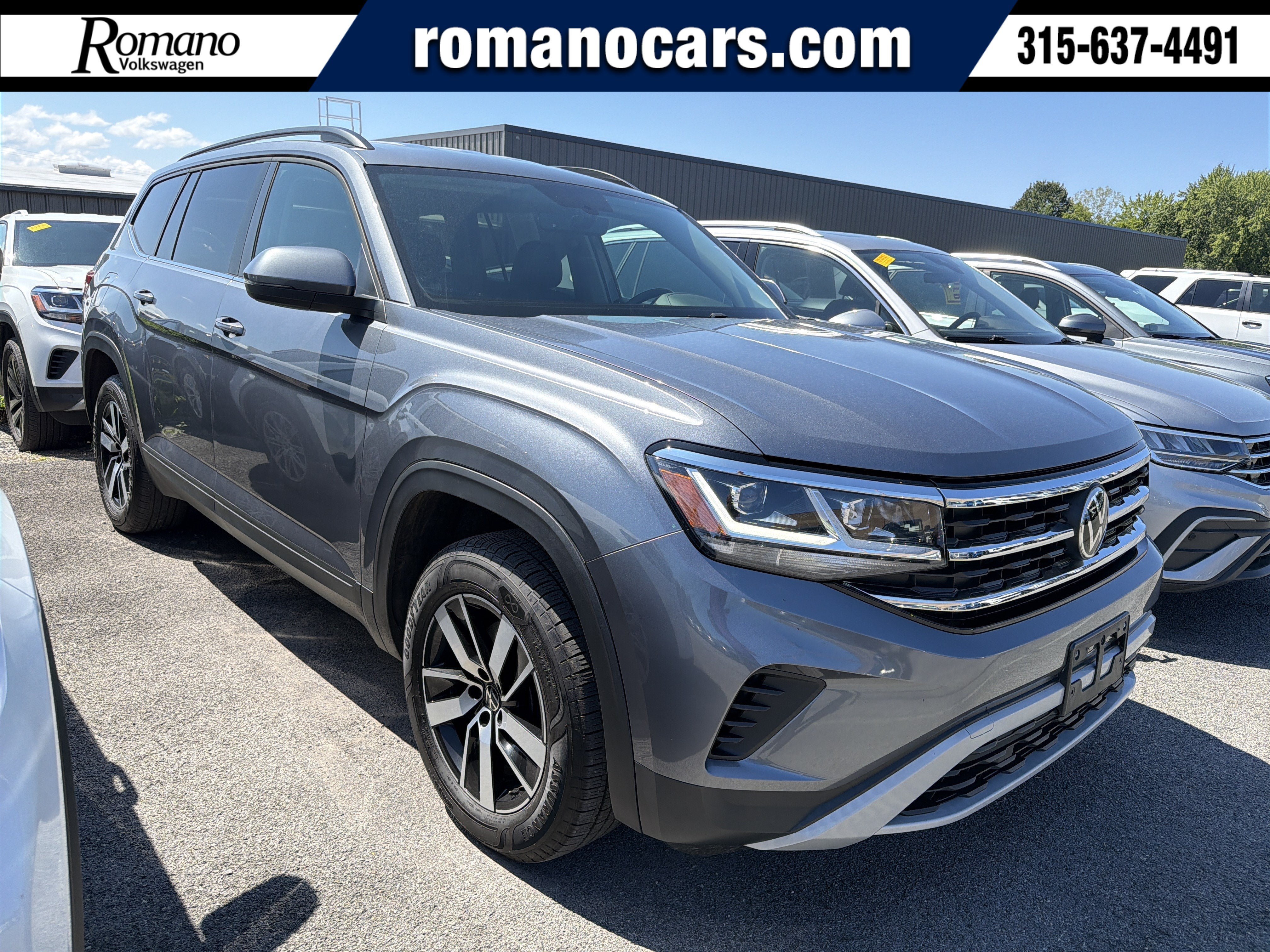 Used 2022 Volkswagen Atlas SE AWD/4WD image 1