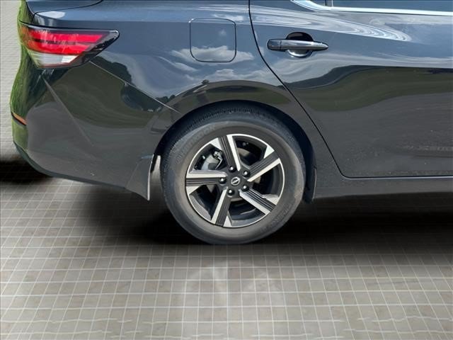 Used 2025 Nissan Sentra SV w/ All-Weather Package FWD image 14