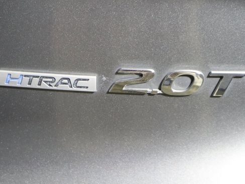 Used 2019 Hyundai Santa Fe Limited image 16