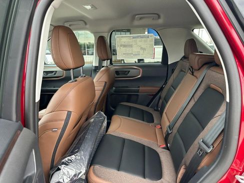 New 2025 Ford Bronco Sport Outer Banks image 4