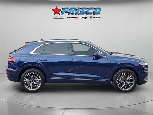 Used 2023 Audi Q8 Premium Plus image 10