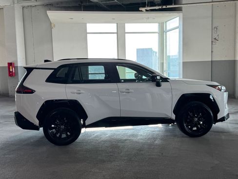 New 2026 Toyota RAV4 SE image 10