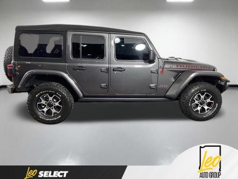 Used 2021 Jeep Wrangler Unlimited Rubicon w/ Dual Top Group AWD/4WD image 6