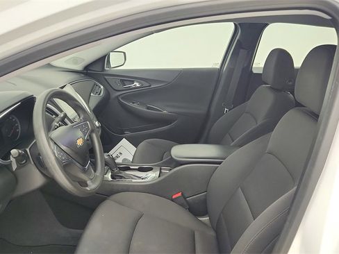 Certified 2019 Chevrolet Malibu LS image 18