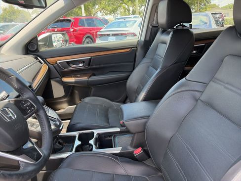 Used 2018 Honda CR-V Touring image 12