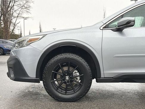 Used 2020 Subaru Outback Limited w/ Popular Package #2 image 9