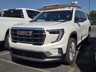 Used 2025 GMC Acadia Elevation w/ Elevation Premium Package
