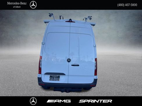 Used 2024 Mercedes-Benz Sprinter 2500 w/ Acoustic Package image 4