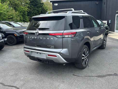 Used 2025 Nissan Pathfinder Platinum AWD/4WD image 8