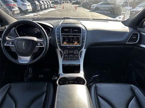 Certified 2019 Lincoln Nautilus Premier image 15