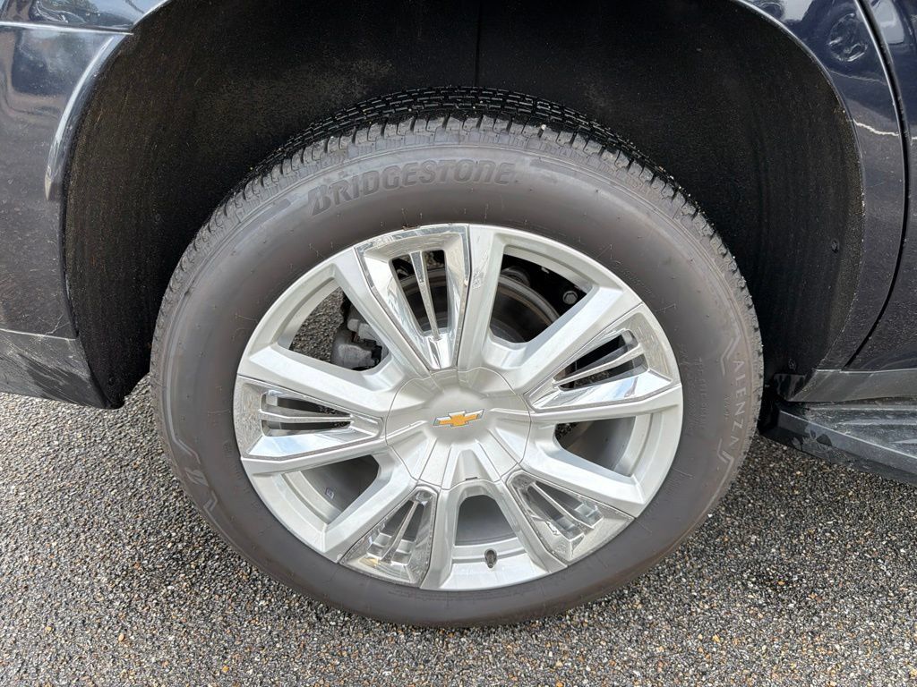 Used 2023 Chevrolet Tahoe High Country AWD/4WD image 14