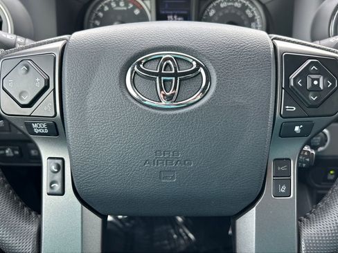 Used 2023 Toyota Tacoma TRD Sport w/ Technology Package image 10