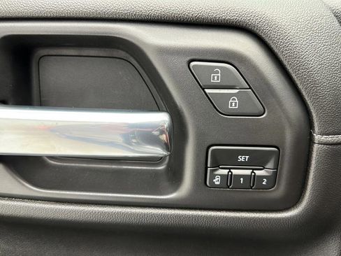 Used 2021 GMC Sierra 1500 Denali w/ Denali Ultimate Package AWD/4WD image 31