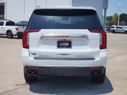 Used 2024 GMC Yukon XL Denali RWD image 6