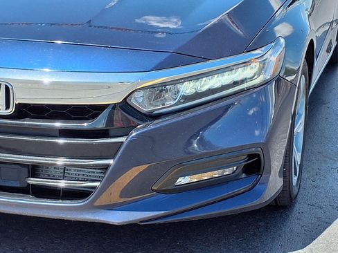 Used 2018 Honda Accord EX image 30