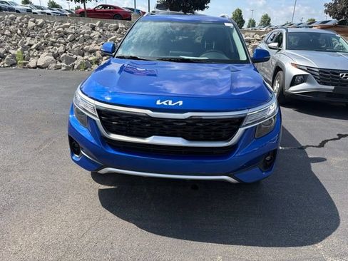 Certified 2023 Kia Seltos S w/ Navigation Package AWD/4WD image 2