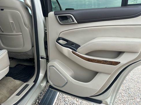Used 2015 GMC Yukon Denali w/ Premium Package image 20