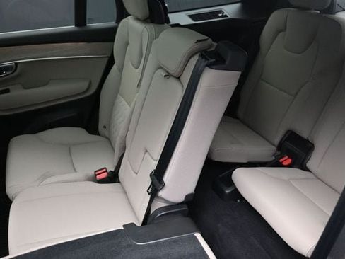 Certified 2026 Volvo XC90 T8 Core w/ Protection Package Premier AWD/4WD image 22