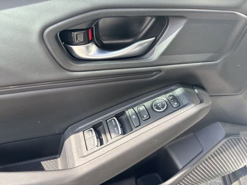 Used 2025 Honda Accord SE image 10