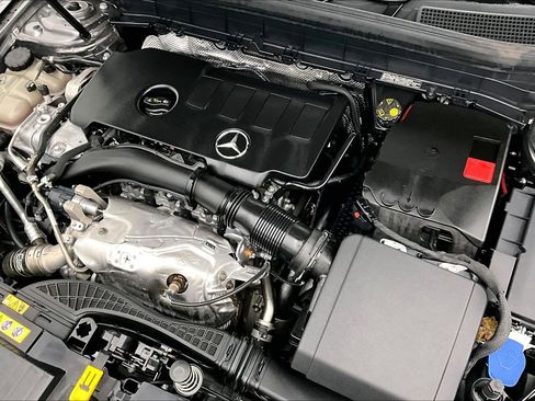 Certified 2023 Mercedes-Benz GLB 250 image 30