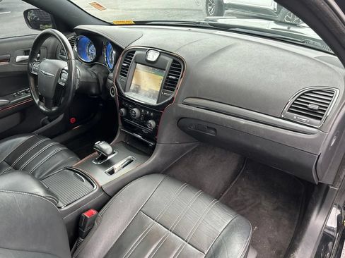 Used 2014 Chrysler 300 S AWD/4WD image 42