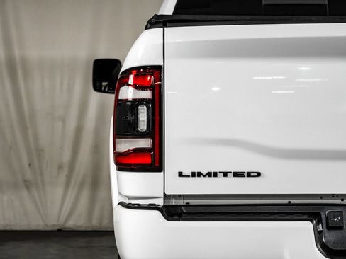 Used 2023 RAM 2500 Limited AWD/4WD image 43