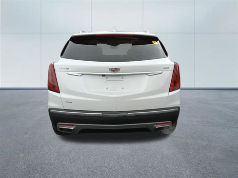 Used 2023 Cadillac XT5 Premium Luxury w/ LPO, Floor Liner Package image 4
