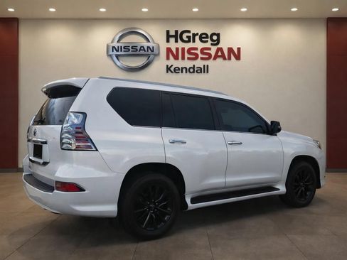Used 2022 Lexus GX 460 Premium w/ Premium Package AWD/4WD image 4