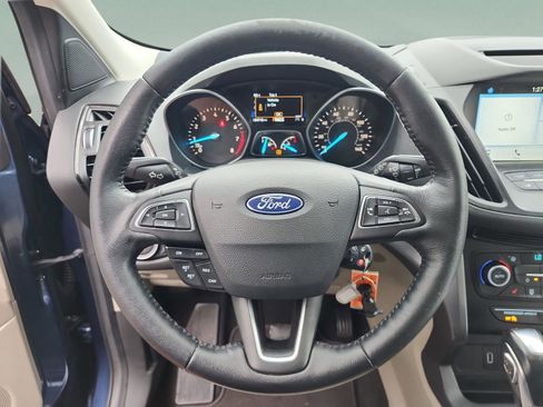 Used 2018 Ford Escape SEL image 9