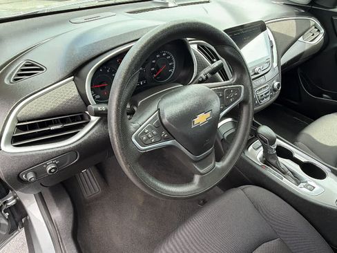 Used 2023 Chevrolet Malibu LT FWD image 10