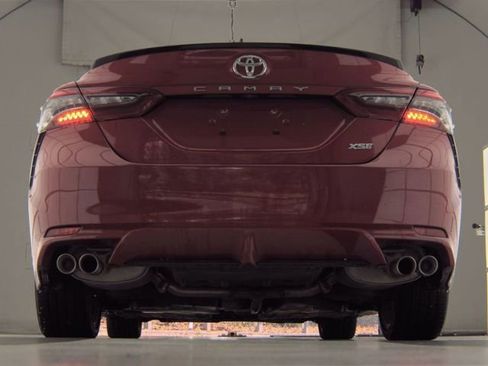 Used 2023 Toyota Camry XSE FWD image 7