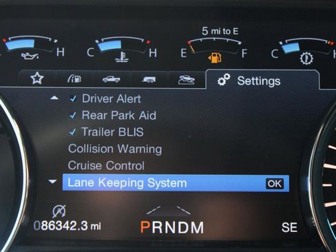 Used 2017 Ford F150 King Ranch w/ Equipment Group 601A Luxury AWD/4WD image 37