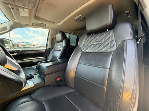 Used 2018 Toyota Tundra Platinum AWD/4WD image 13