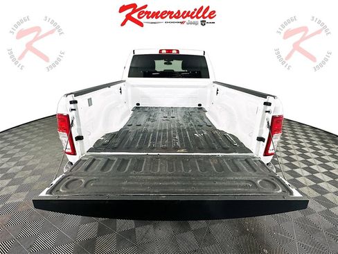 Used 2024 RAM 3500 Tradesman w/ Chrome Appearance Group image 29