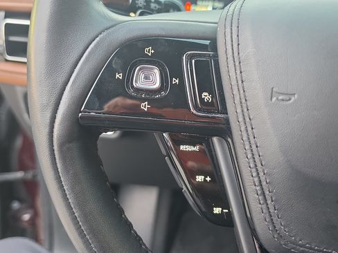 Used 2024 Lincoln Aviator Reserve w/ Jet Package RWD image 12