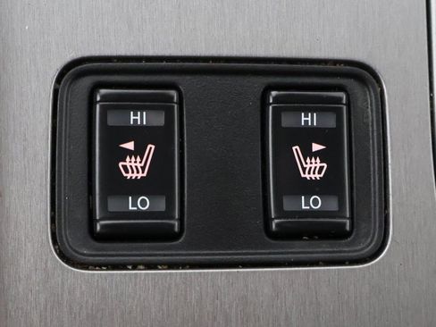 Used 2022 Nissan Murano SV image 42